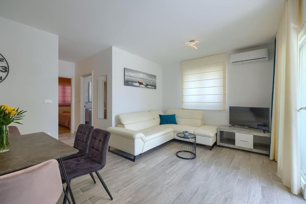 App Maria Apartament
