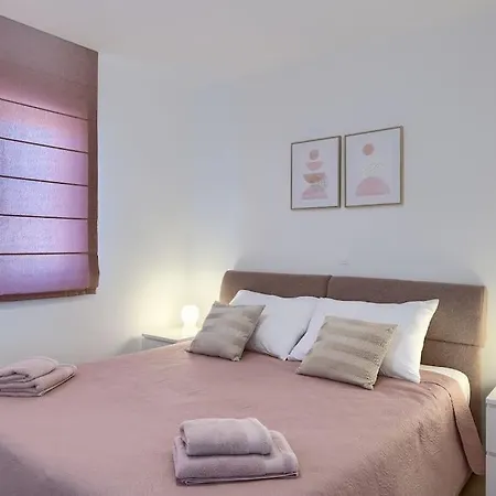 App Maria Apartment Pula Exterior photo